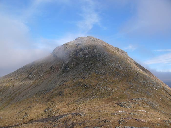 Stob Coire Raineach pyramid